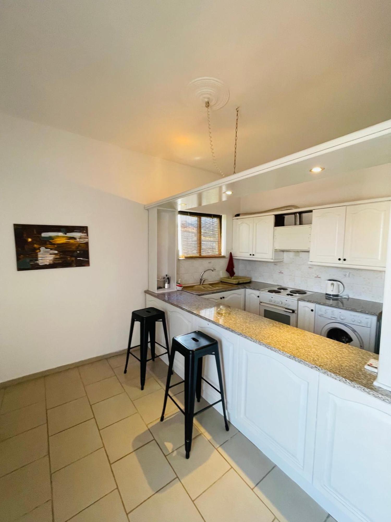 Akrata V Apartment エクステリア 写真